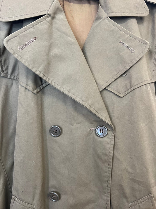 Trench-Coat - by BÉATRICE