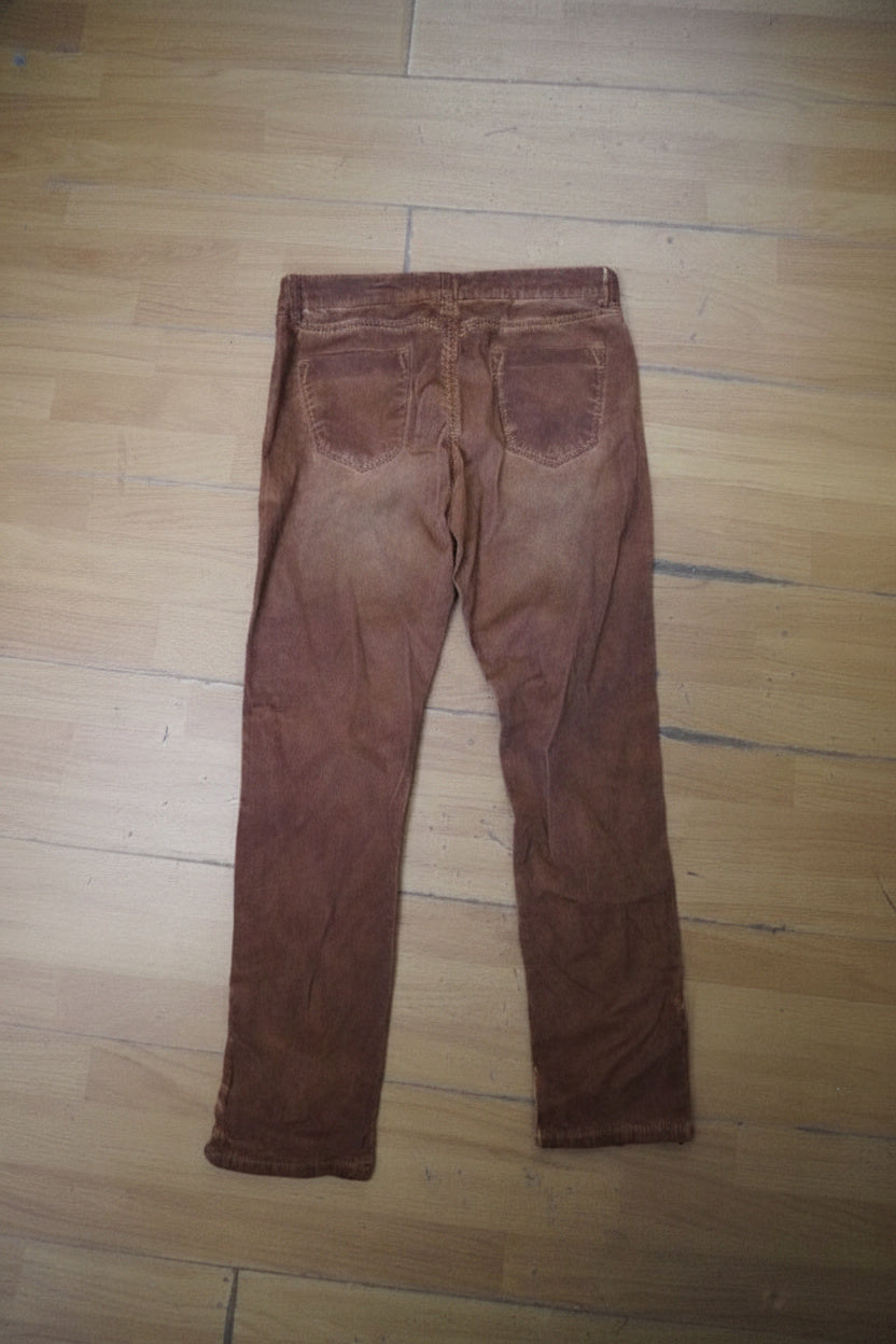 Jeans Délavé Vintage - by BÉATRICE