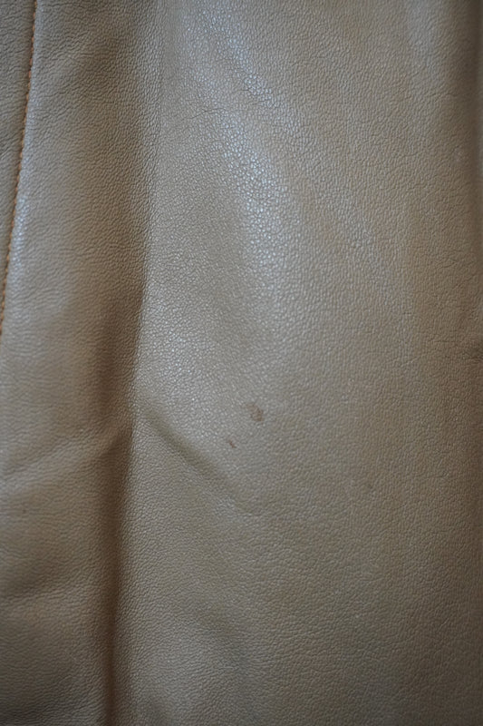 Veste En Cuir Vintage - by PLAN.BEE