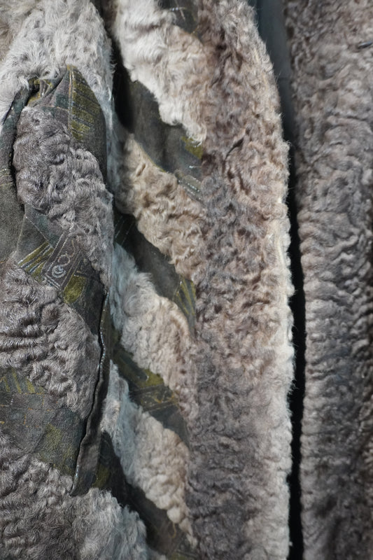 Veste mi-longue en fourrure véritable – By BÉATRICE