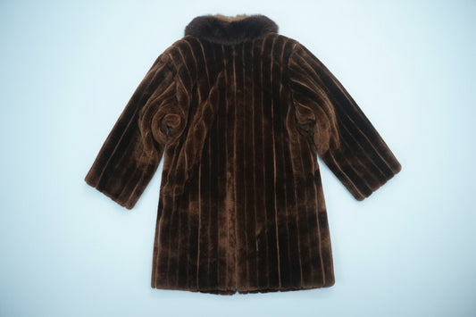 Manteau En Fourrure - by PRMEC