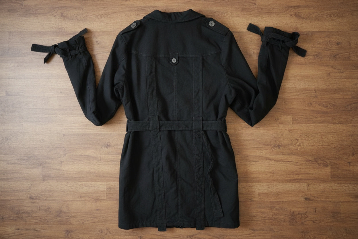 Modern Black Trench Long Fit – by BEATRICE