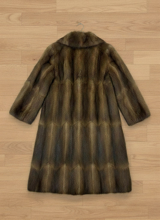 Manteau Long En Fourrure - by BÉATRICE