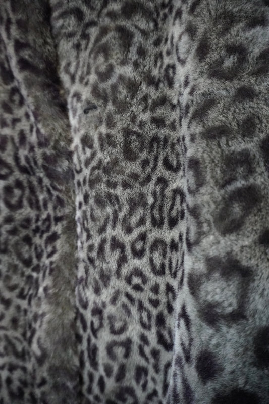 Wild Elegance Leopard Coat – by MANDY CHERIE