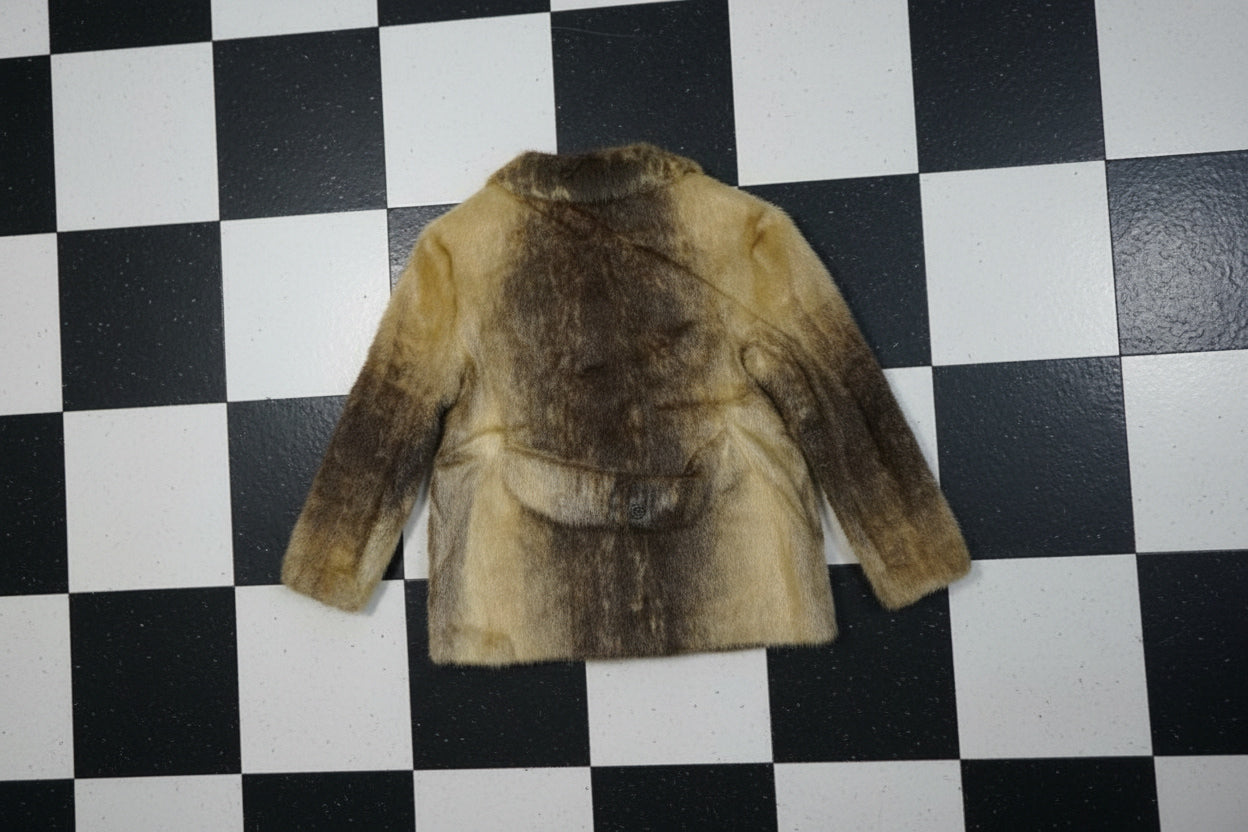 Manteau en fourrure fauve élégant – BY SARAH