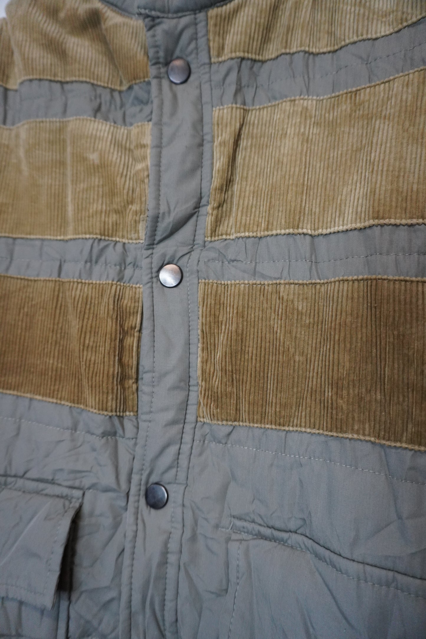 Puffer Vest Vert Matcha – by YANNIS KINGSTON