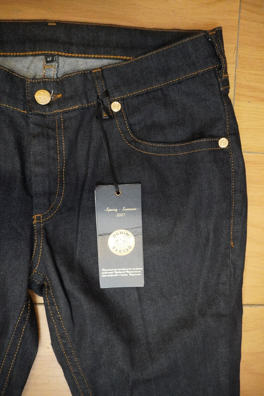 Pantacourt Denim Brut - by BÉATRICE