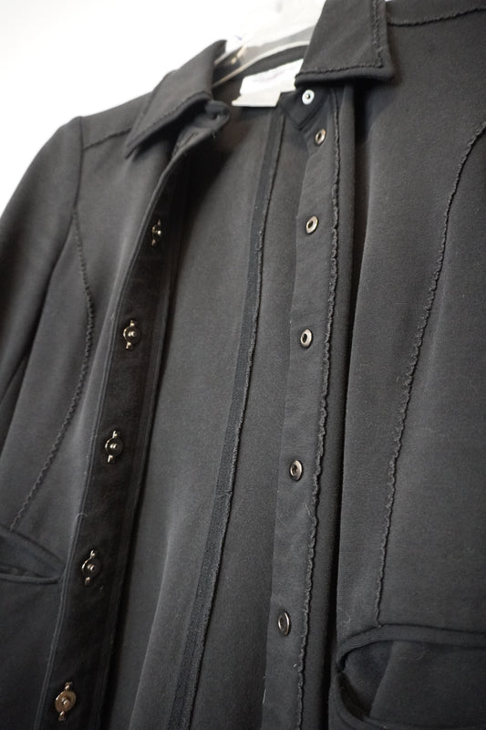 Chemise Noire – by YANNIS KINGSTON