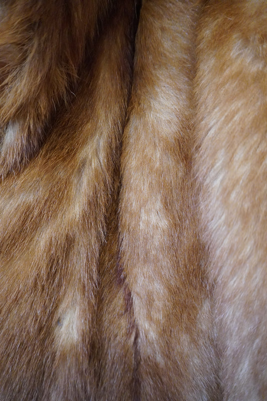 Manteau en Fourrure Vintage - by SARLOTTE