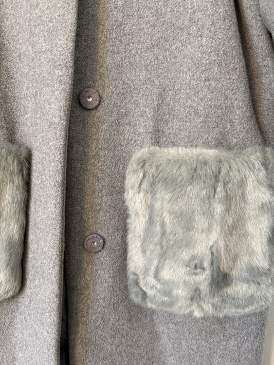Manteau long gris clair – By Jonathan