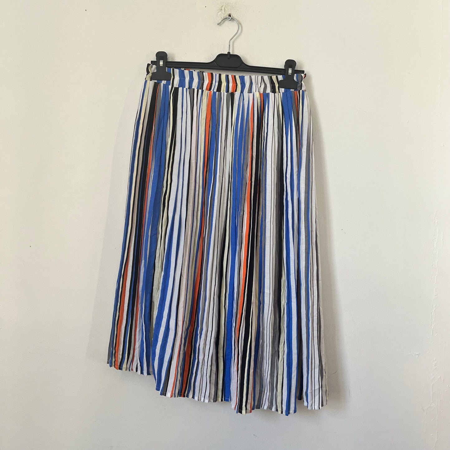 Jupe plissée – Taille M-L – By BÉATRICE