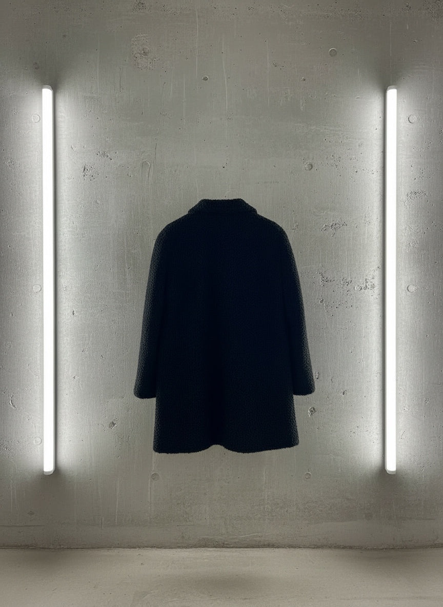 Manteau en fourrure noir – By Jonathan