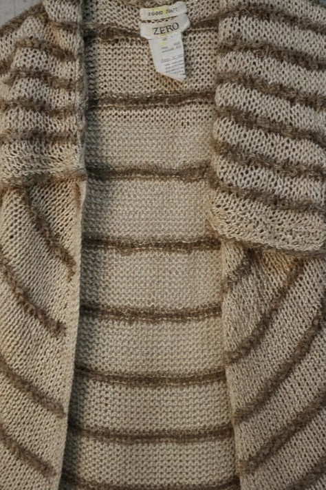 Cardigan sans manches marron – by Zainab