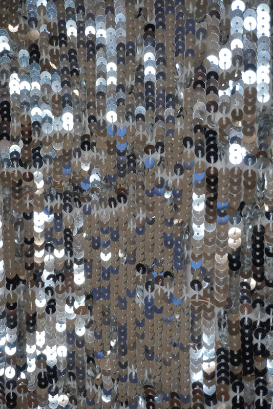 Top sequins argenté – by Zainab