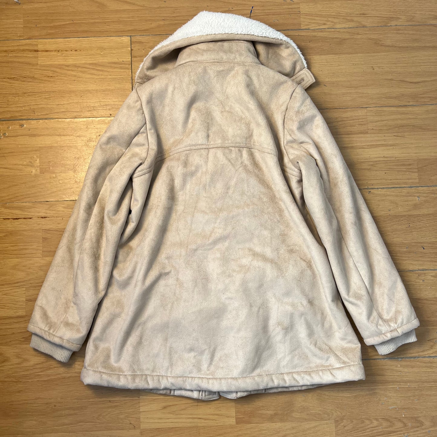 Veste mouton crème boutonnée by ZAINAB