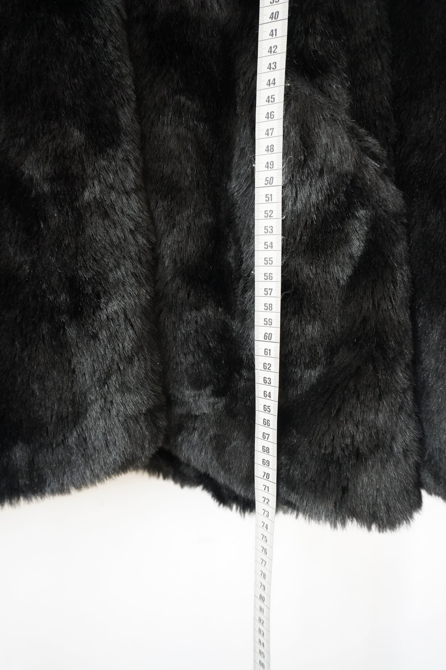 Manteau fourrure noir – Taille – M