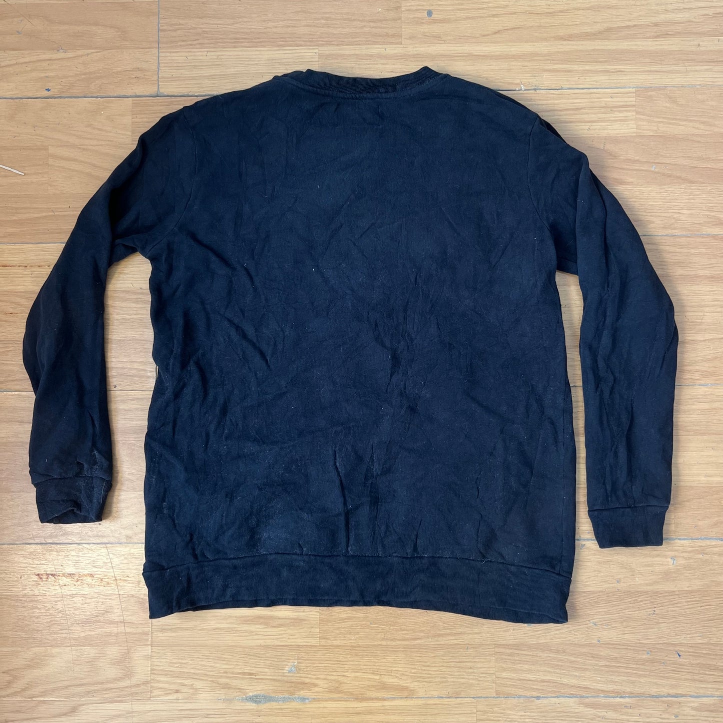 Sweat noir Calvin Klein sans capuche – Taille L