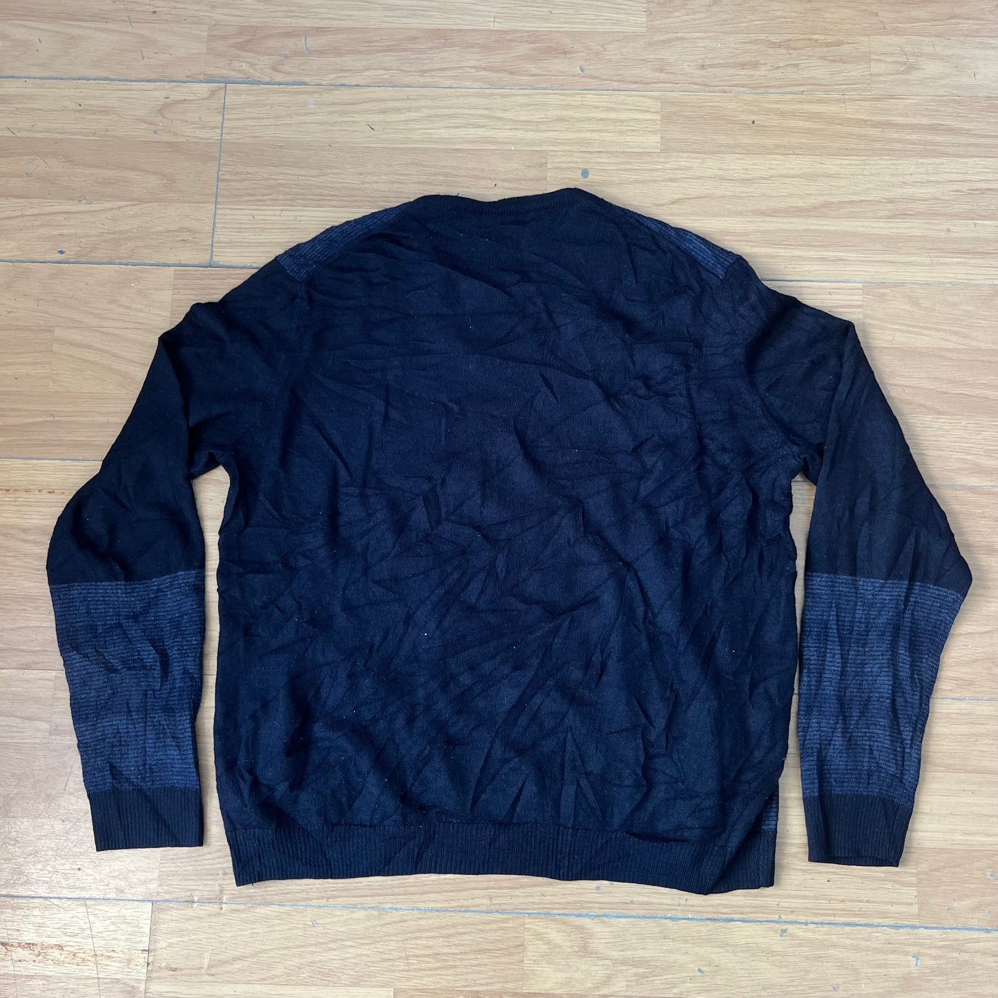 Pull noir avec fines rayures bleu foncé Calvin Klein – Taille XL