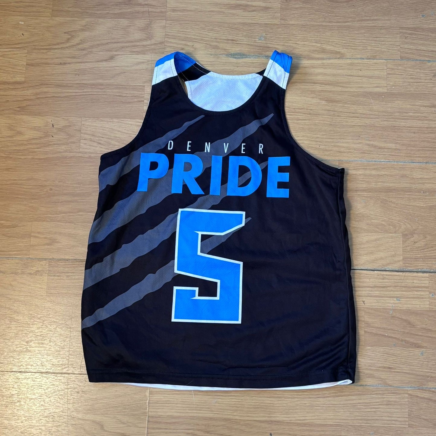 Maillot de basketball réversible – Taille M Denver Pride