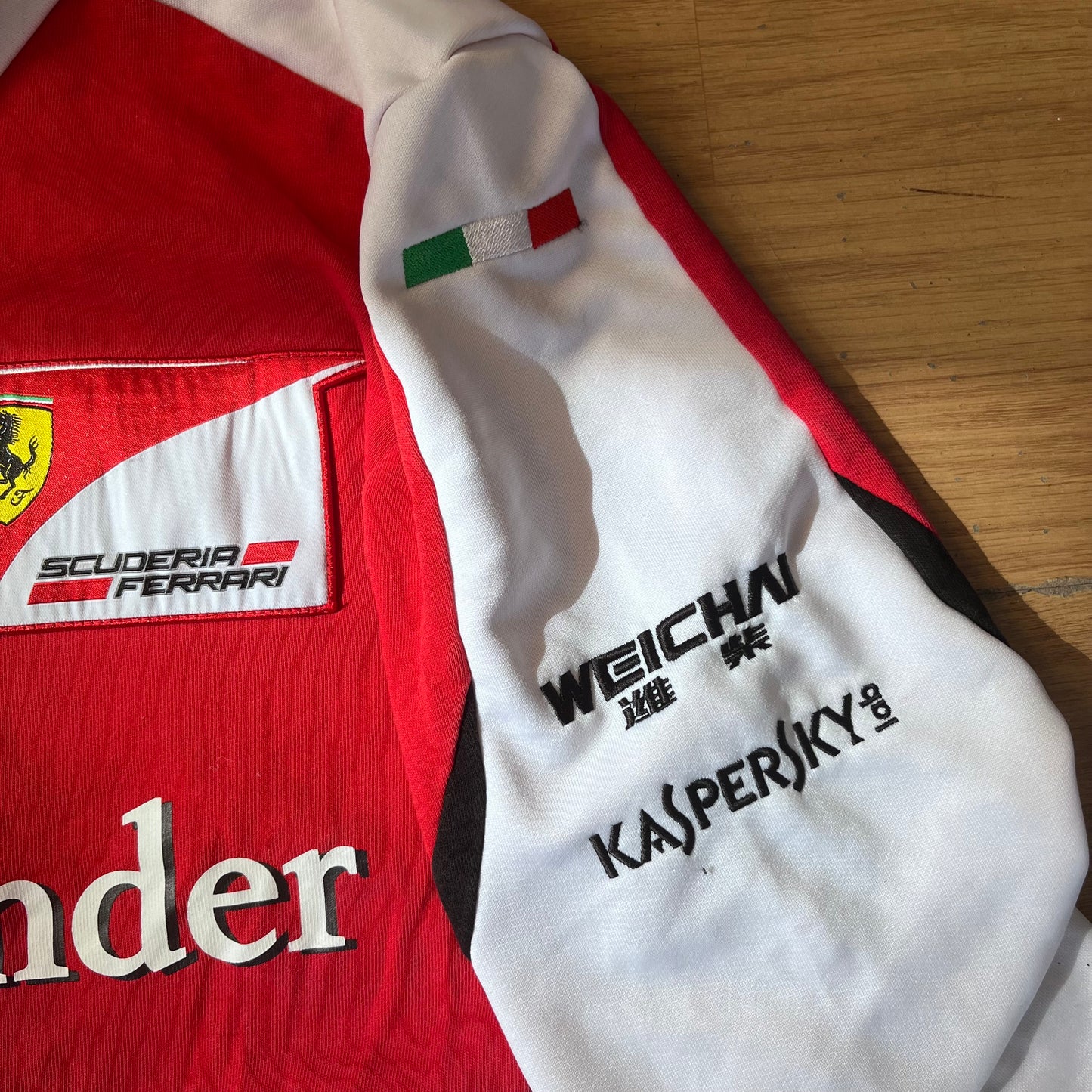 Sweat quarter-zip Ferrari rouge et blanc - Puma - Taille M