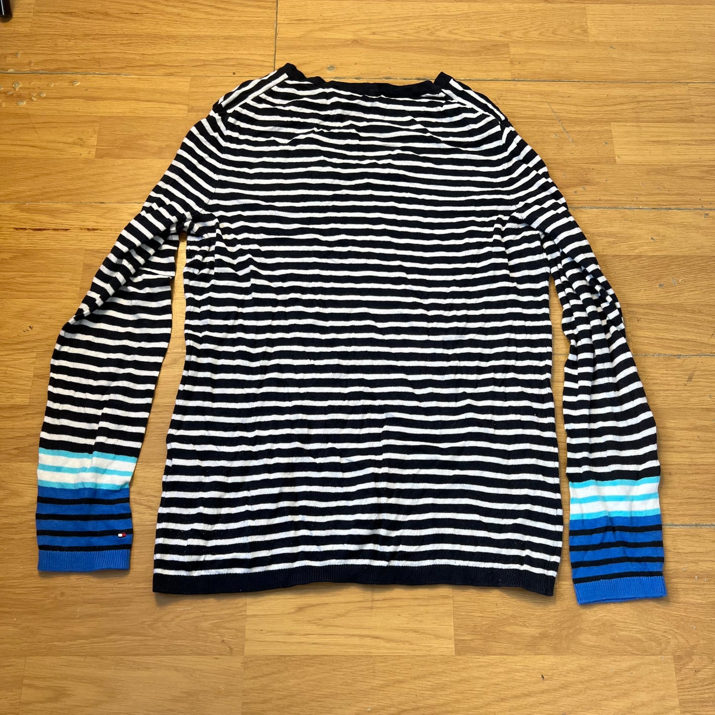 Pull rayé bleu marine et blanc col V - Tommy Hilfiger - Taille M/L