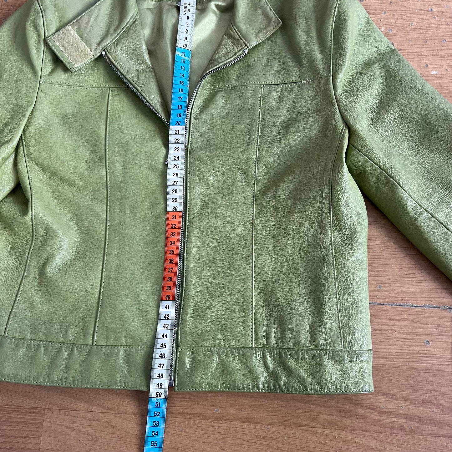Veste en cuir vert olive zippée - Taille S by SARLOTTE