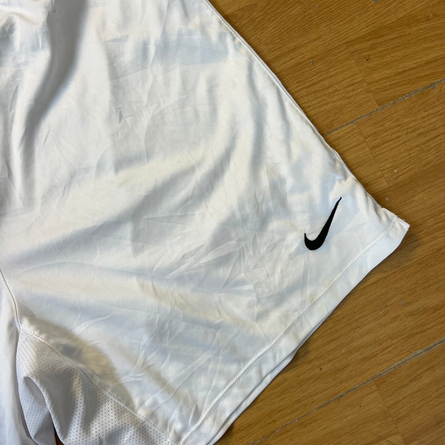 Shorts de sport blancs - Nike Dri-FIT - Taille M