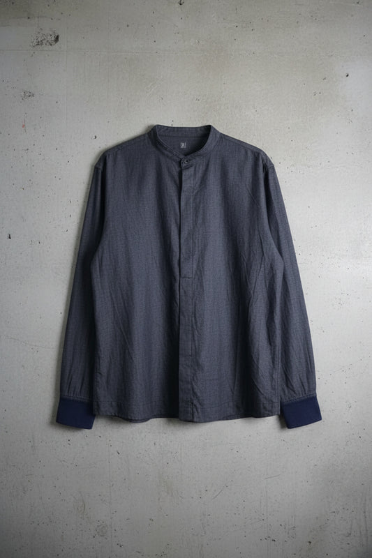 Chemise bleu foncé – taille M (coupe ajustée)