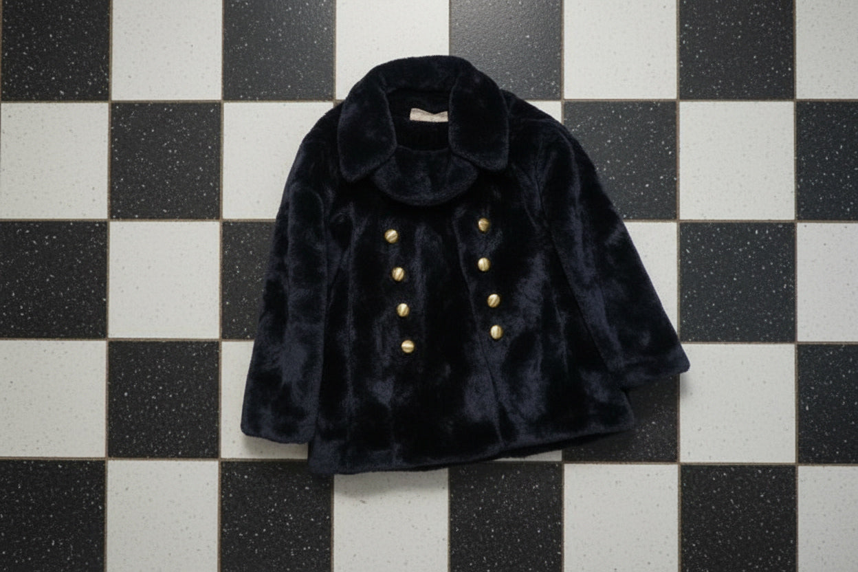 Manteau en fausse fourrure noir ajustable – BY SARAH