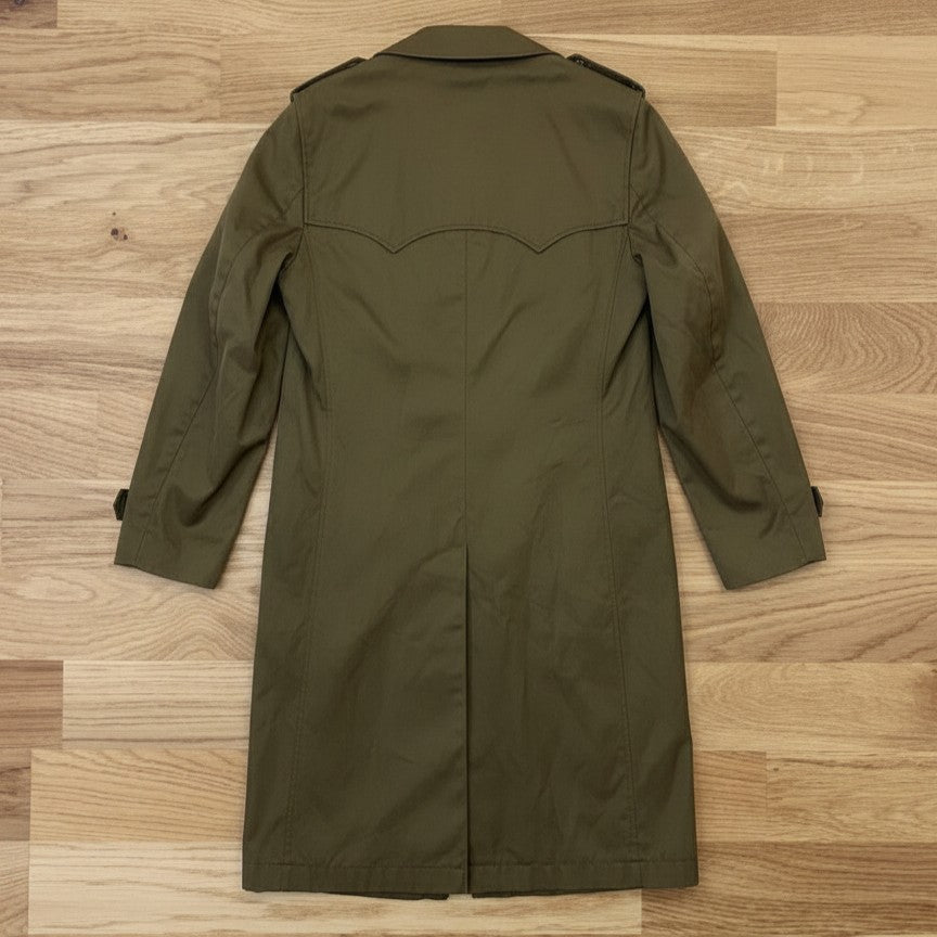 Trench-Coat - by BÉATRICE