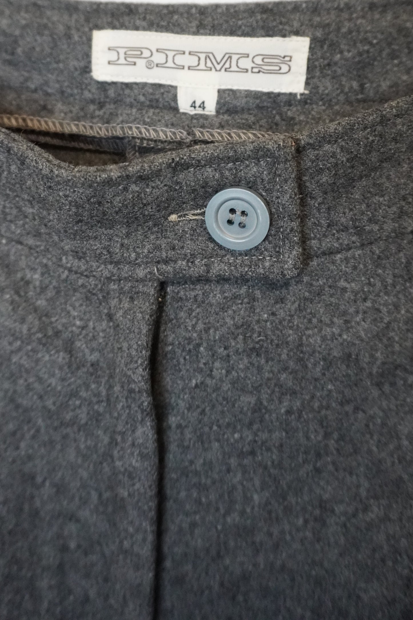 Pantalon en laine gris – by Zainab