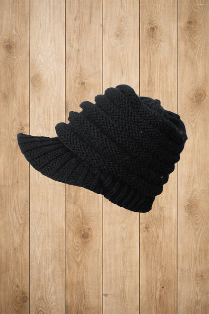 Bonnet avec visière – By BÉATRICE