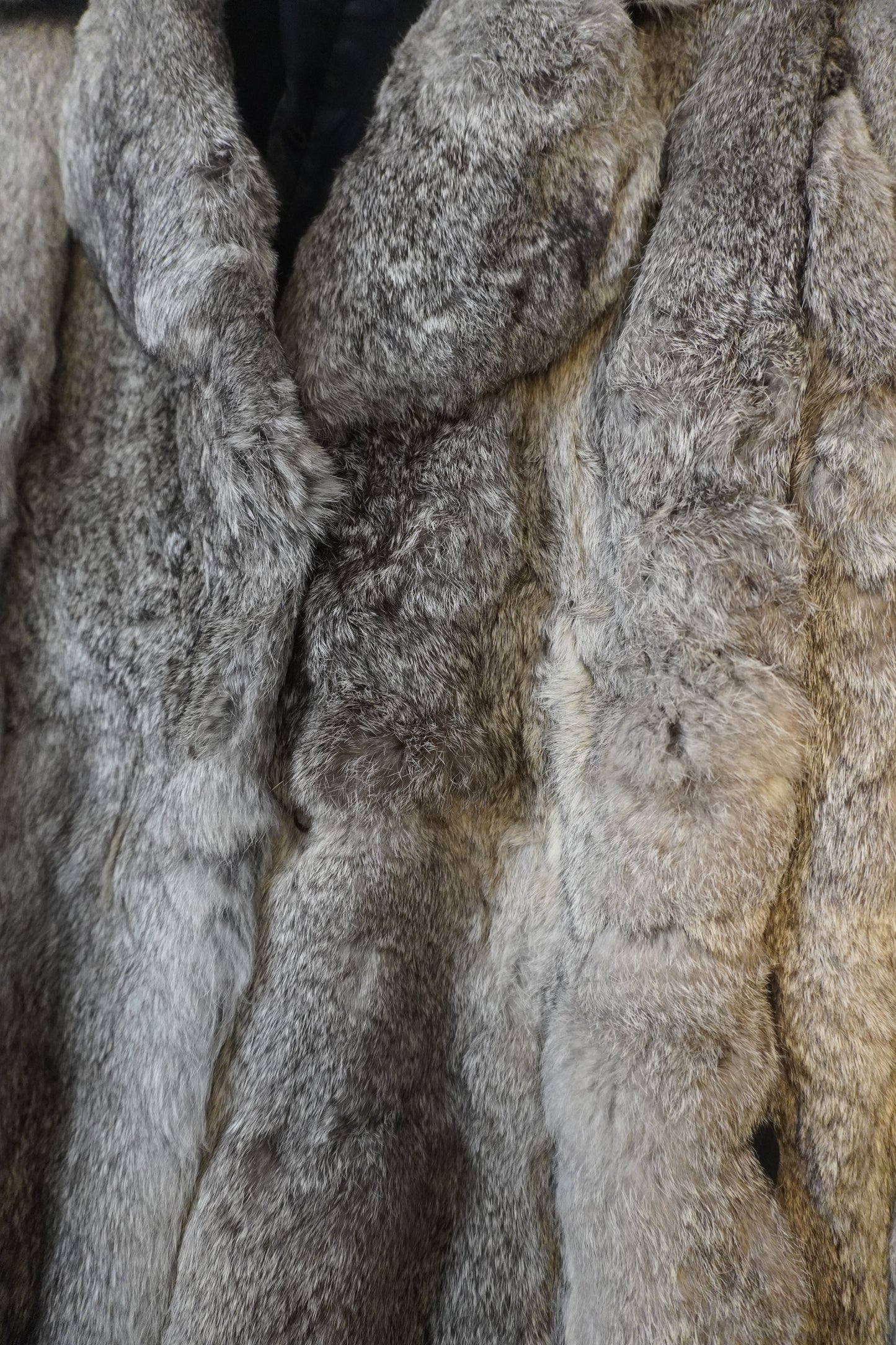 Veste en fourrure grise – BY SARLOTTE