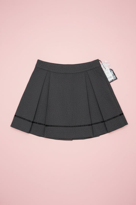 Jupe gris foncé plissée – by Zainab