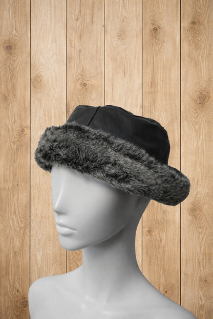 Fourrure Hat – By BÉATRICE