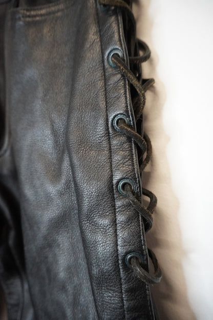 Pantalon en cuir noir skinny lacé – BY KER