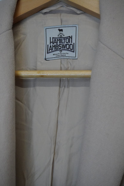 Élégant manteau long en laine crème – by Zainab