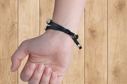 Montre Paris – By BÉATRICE