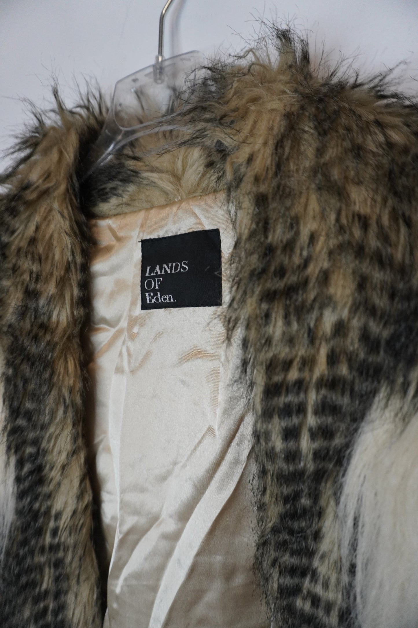 Manteau Court Fausse Fourrure - by SASSCARELLA - Taille : S