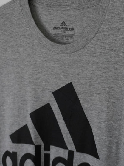 T-shirt gris clair Adidas – taille S