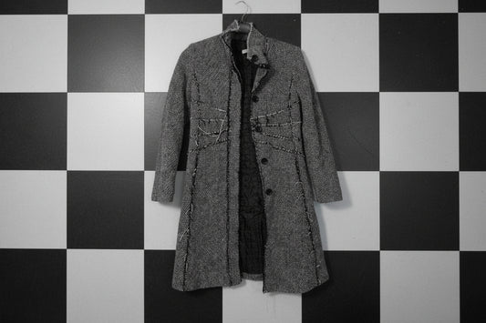 Manteau long noir et blanc effet patchwork – BY SARAH LANG