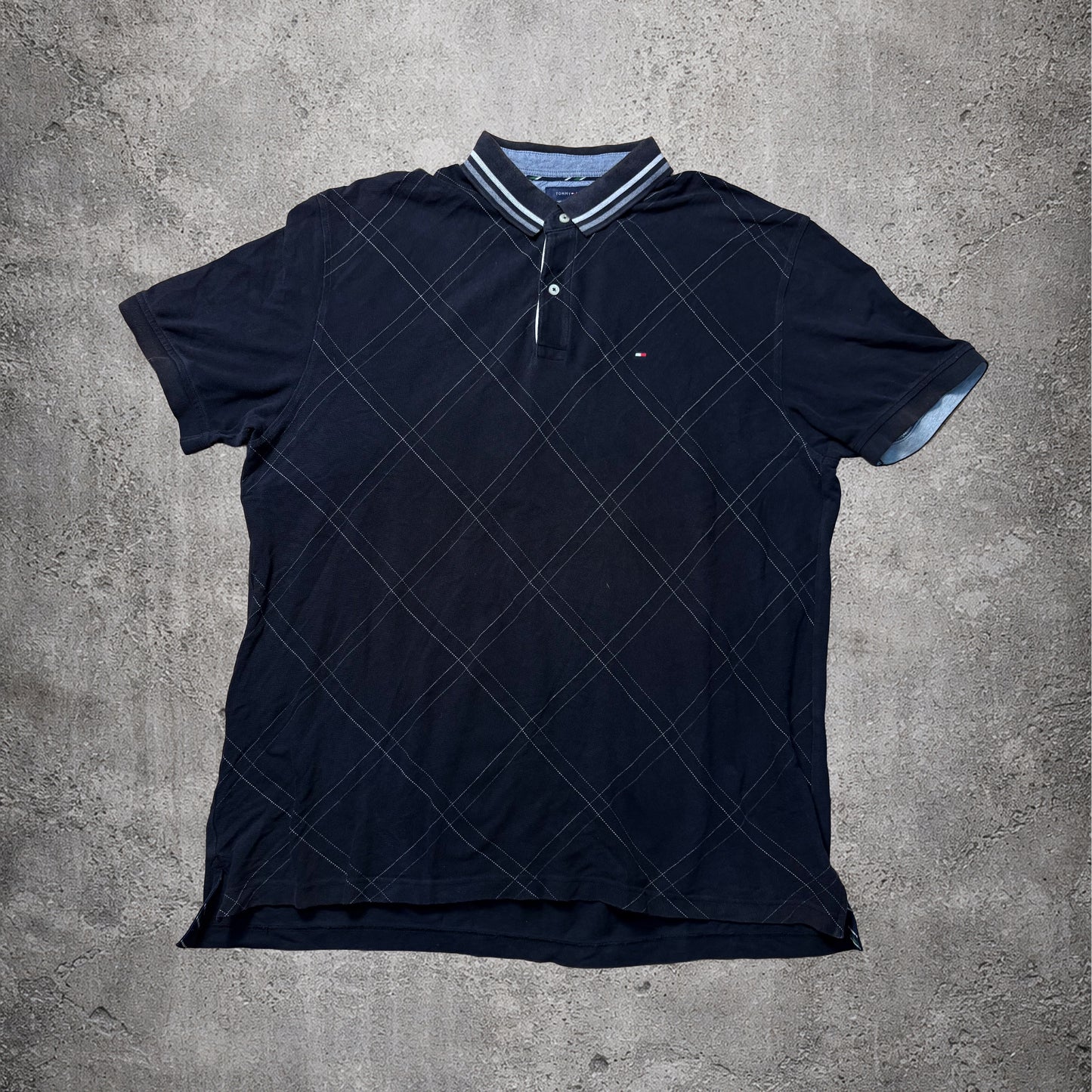 Polo noir Tommy Hilfiger à motifs blancs – Taille XXL