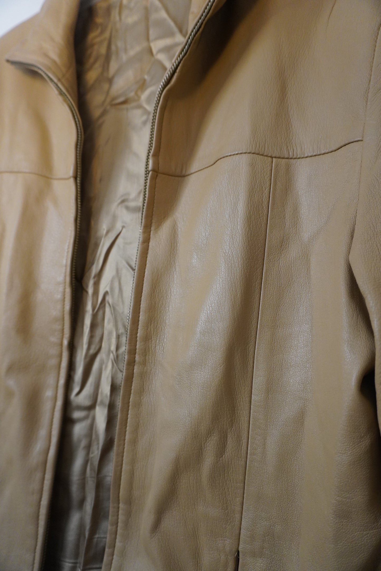 Veste en cuir beige-marron – BY SARLOTTE