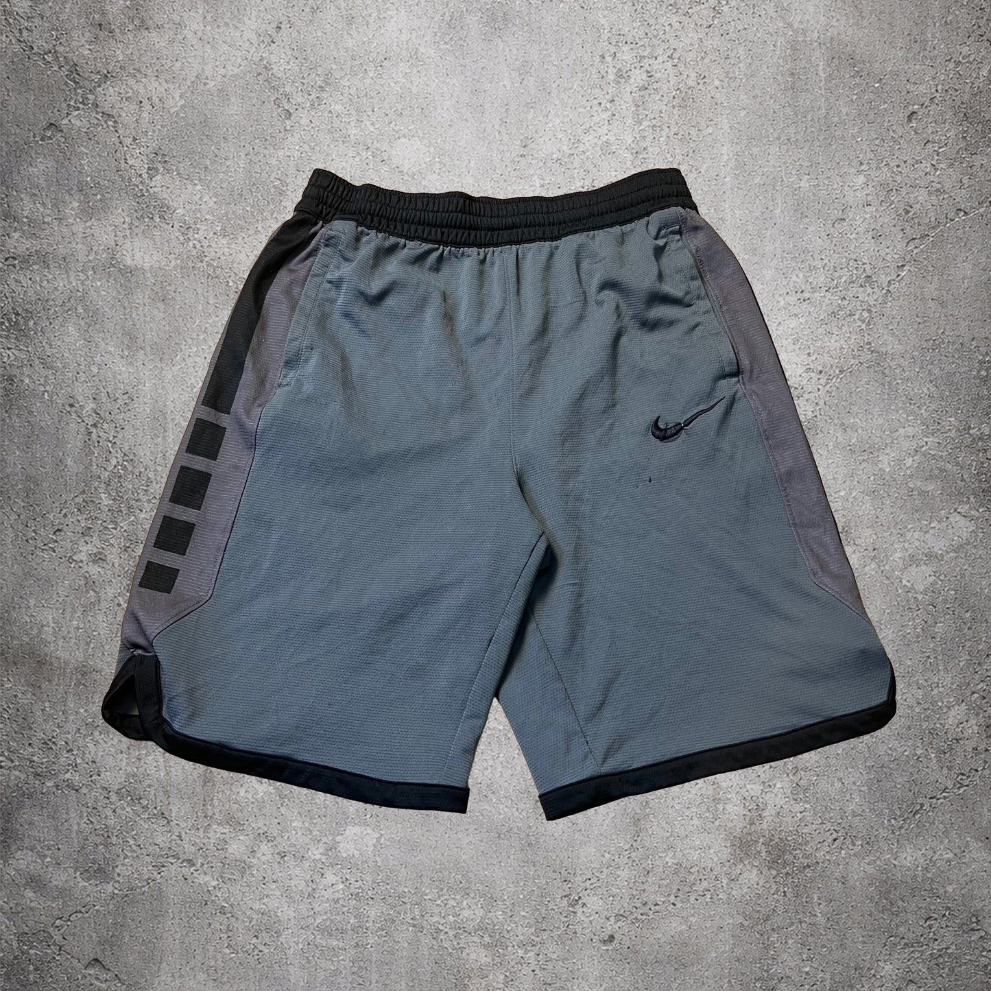 Short de sport gris - Nike Drift - Taille M