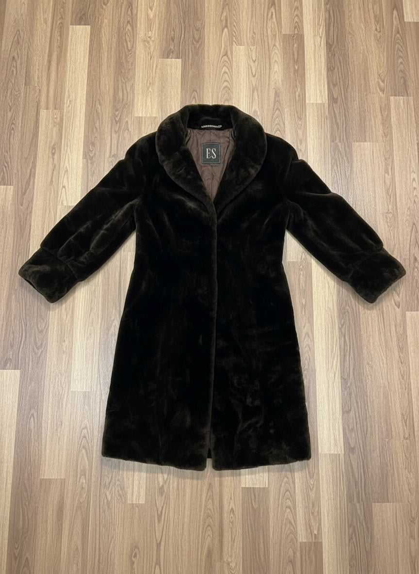 Manteau Long Fausse Fourrure - by BÉATRICE
