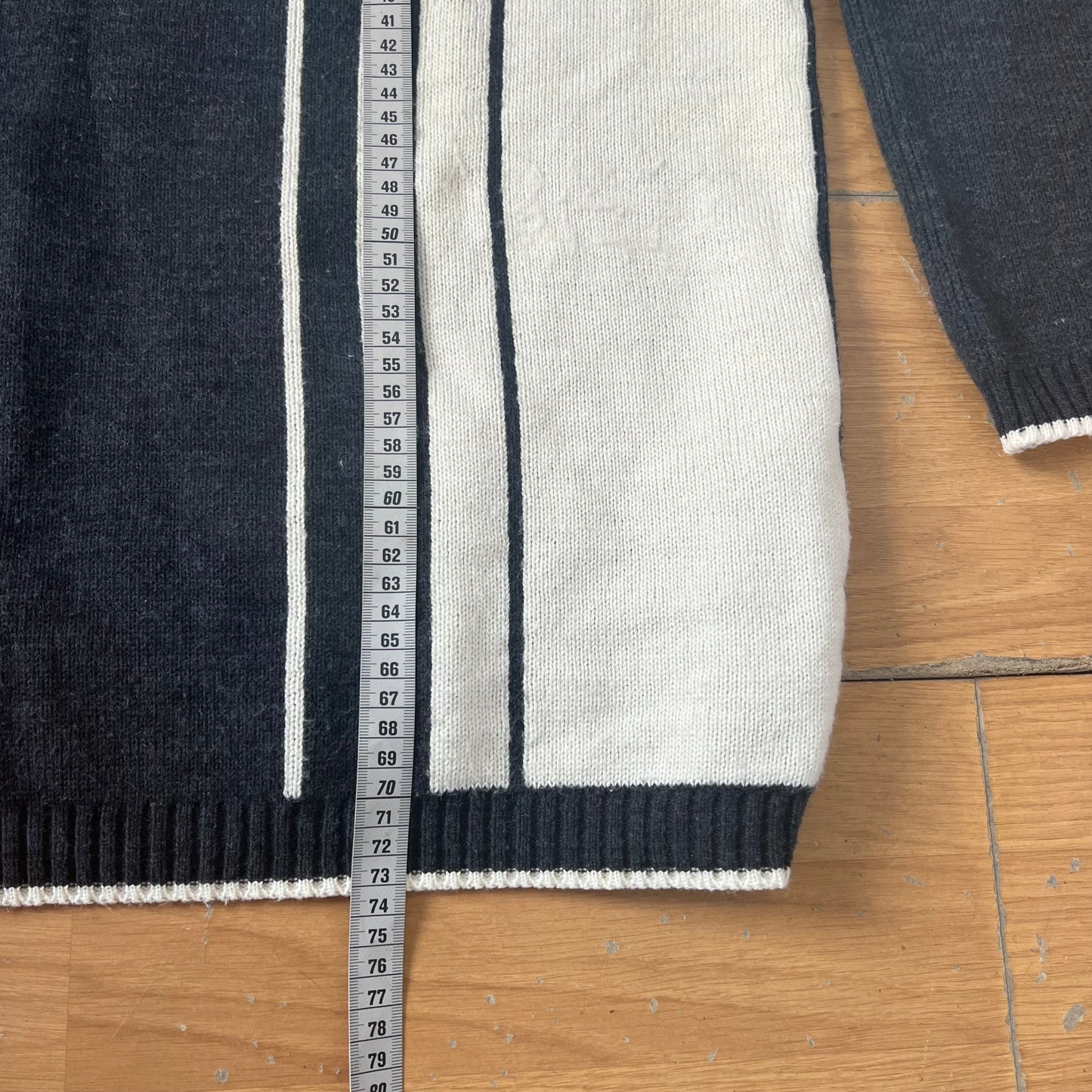 Pull col V gris et crème - Fila - Taille XXL by SARLOTTE