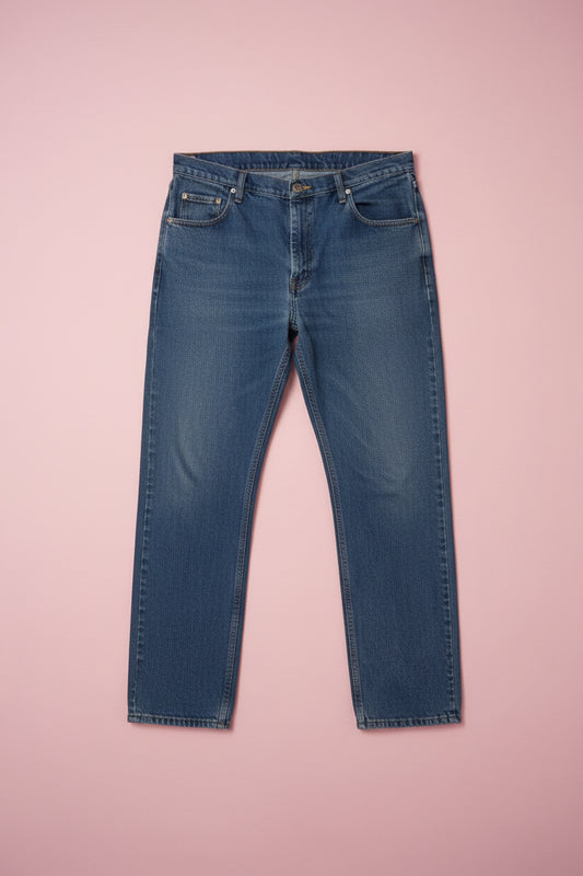 Jean Wrangler bleu coupe droite – BY ZAINAB