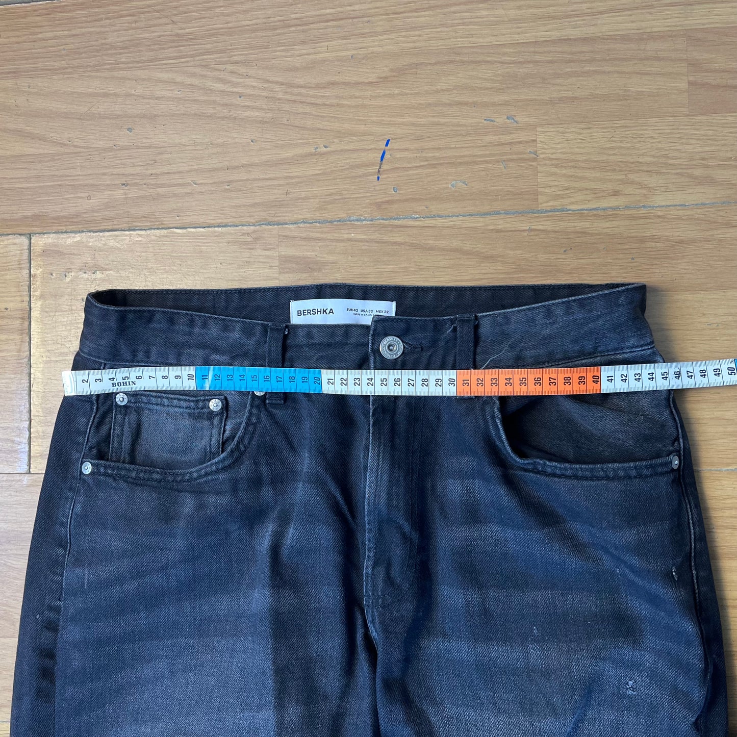 Jean noir Bershka – Taille – EUR 42 (32)