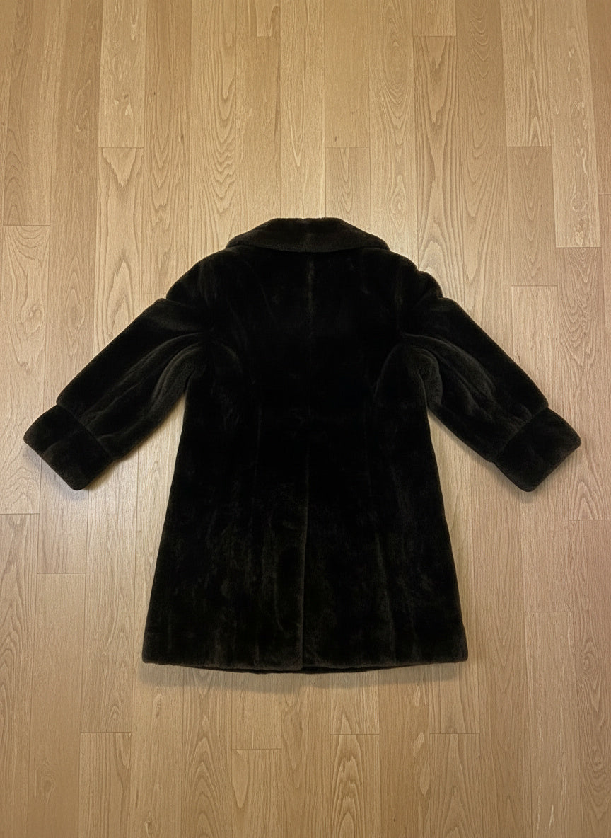 Manteau Long Fausse Fourrure - by BÉATRICE