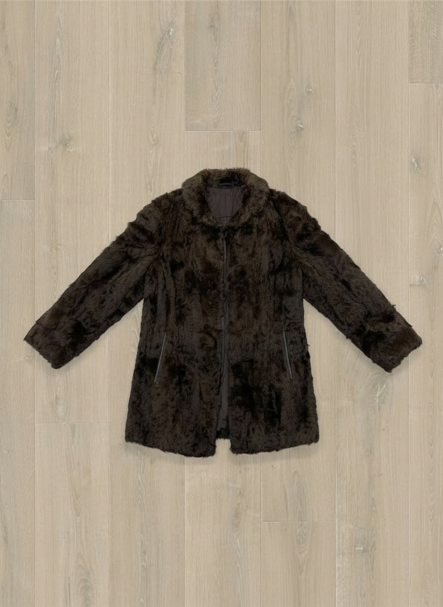Manteau En Fourrure - by BÉATRICE